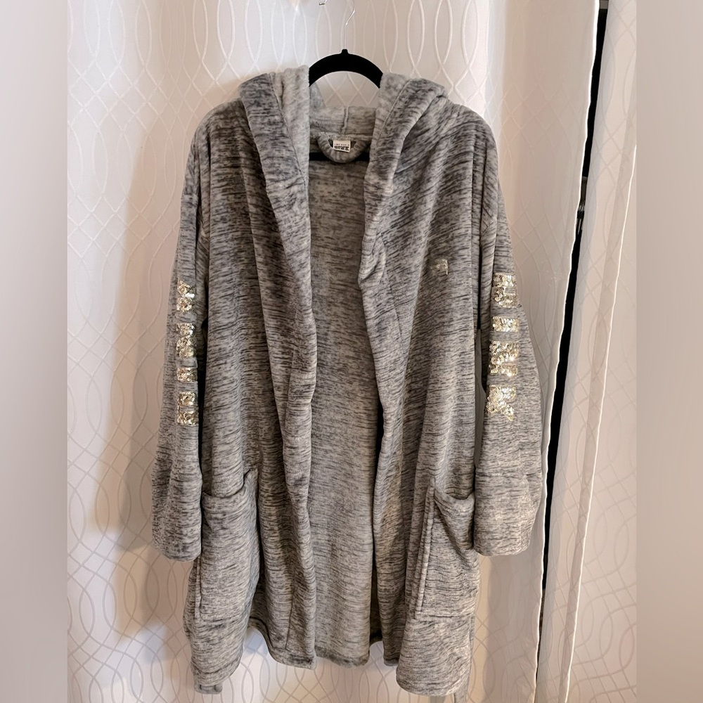 VS PINK plush robe with pockets and rhinestone logos SL M/L